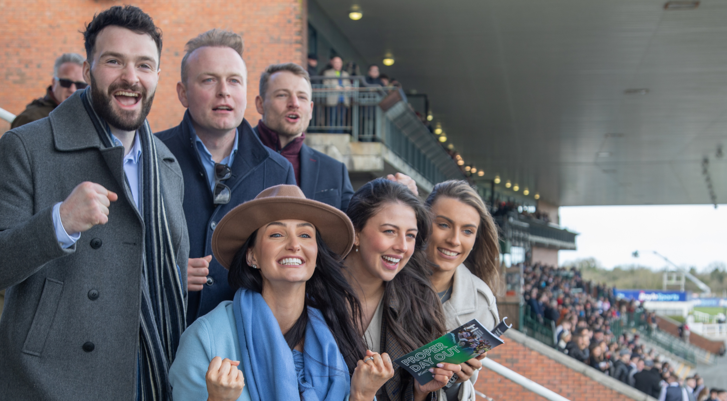 groupcheeringinthestand